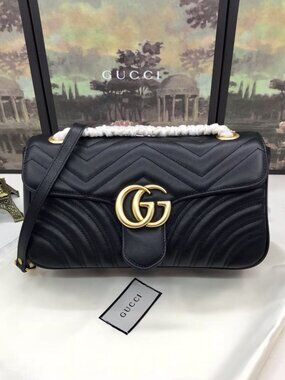 GUCCI GG Marmont Small Shoulder Bag Matelassé